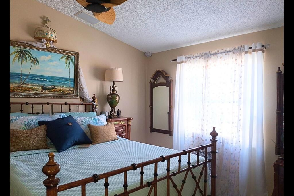 1030 Lake Shore Drive, Unit 206, Lake Park, FL 33403 Photo