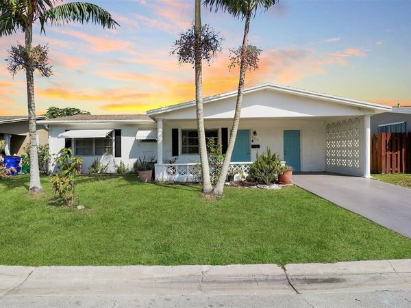 6715 NW 12th St, Margate, FL 33063