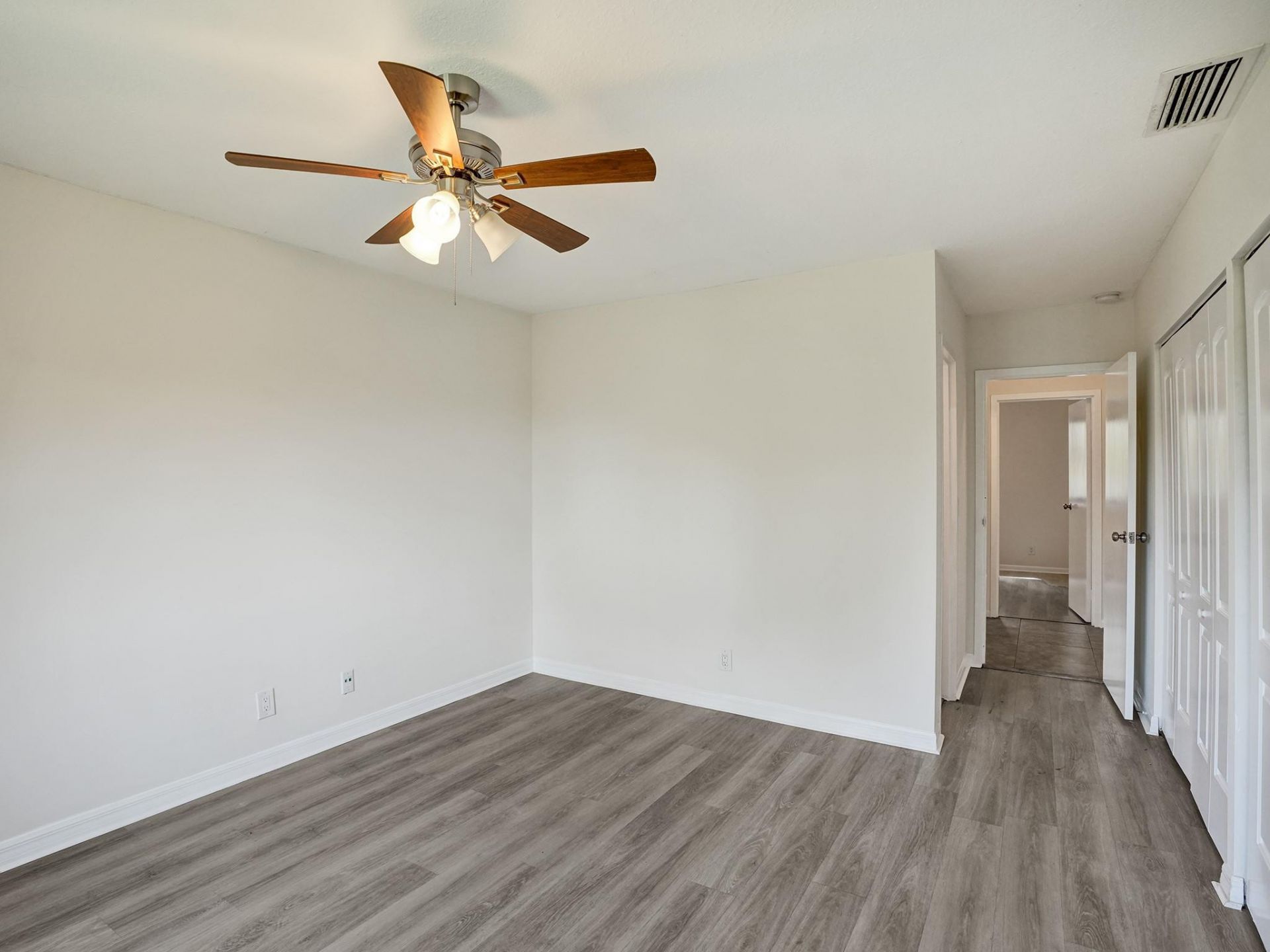 930 SW 9th Street Circle, Unit 206, Boca Raton, FL 33486 Photo