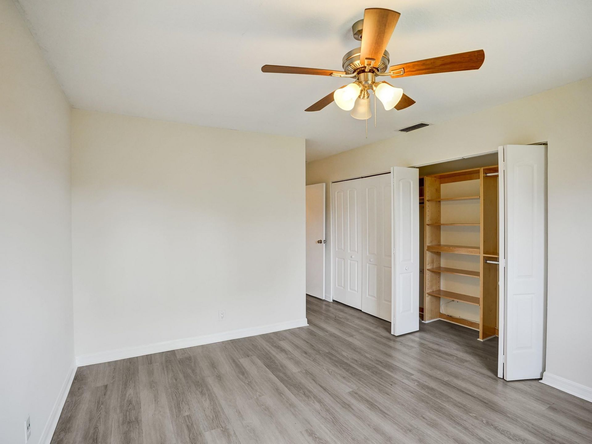 930 SW 9th Street Circle, Unit 206, Boca Raton, FL 33486 Photo