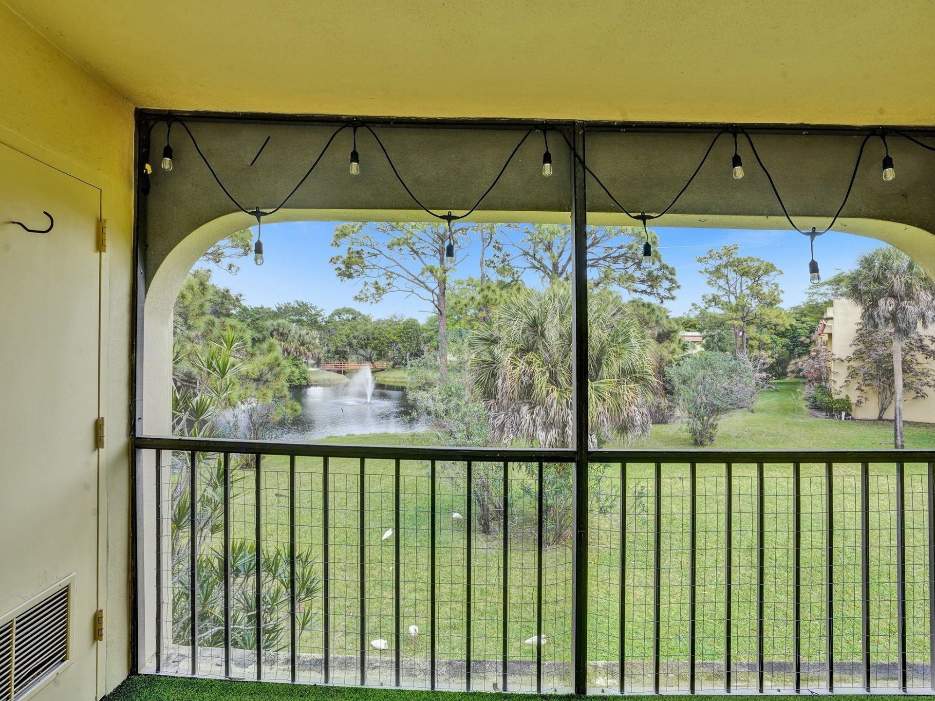 930 SW 9th Street Circle, Unit 206, Boca Raton, FL 33486 Photo