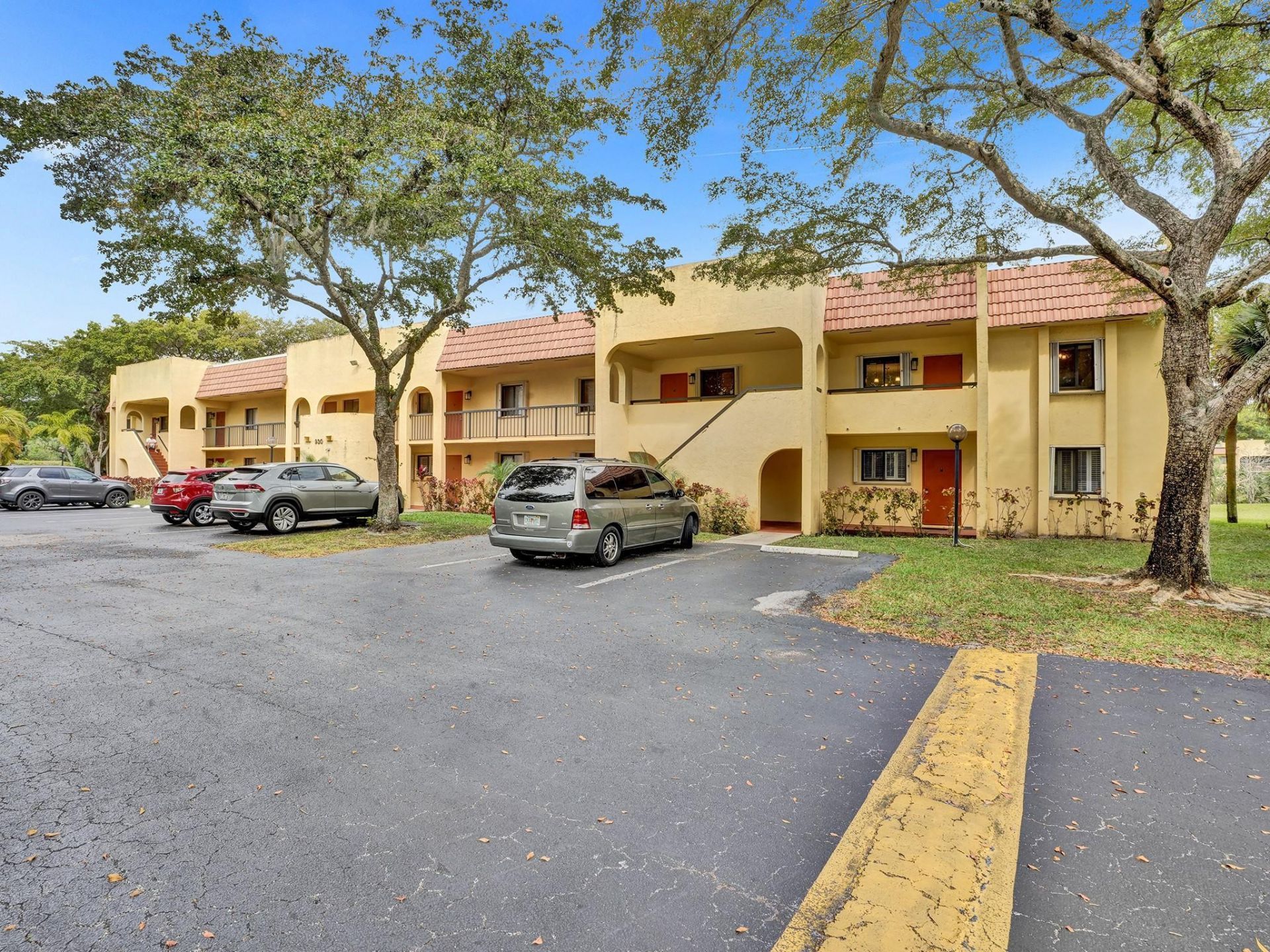 930 SW 9th Street Circle, Unit 206, Boca Raton, FL 33486 Photo