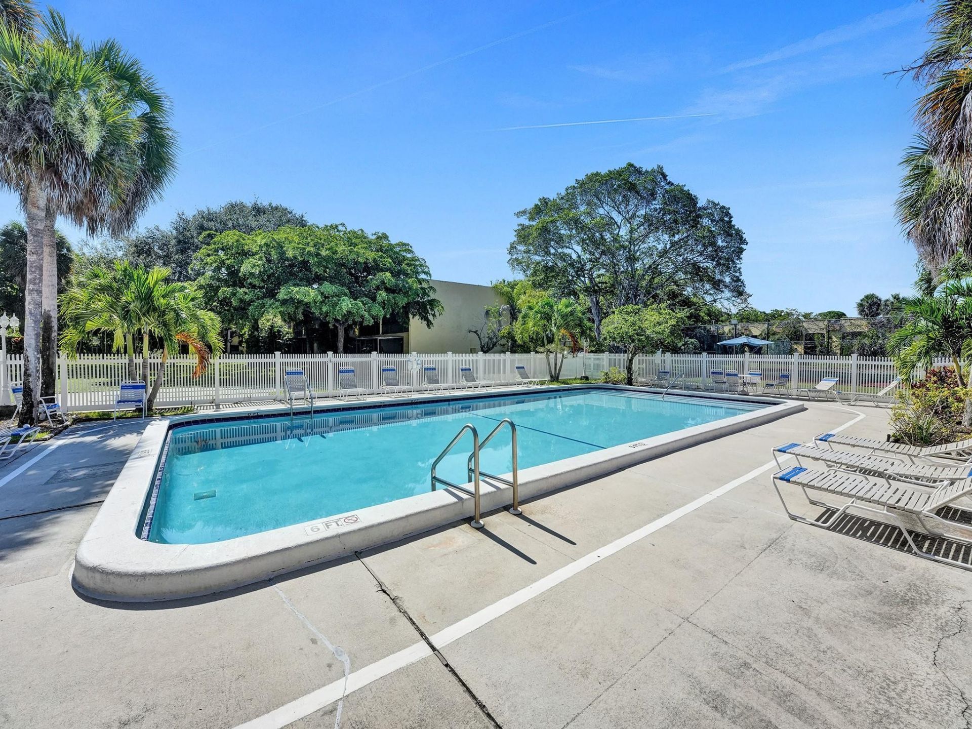 930 SW 9th Street Circle, Unit 206, Boca Raton, FL 33486 Photo