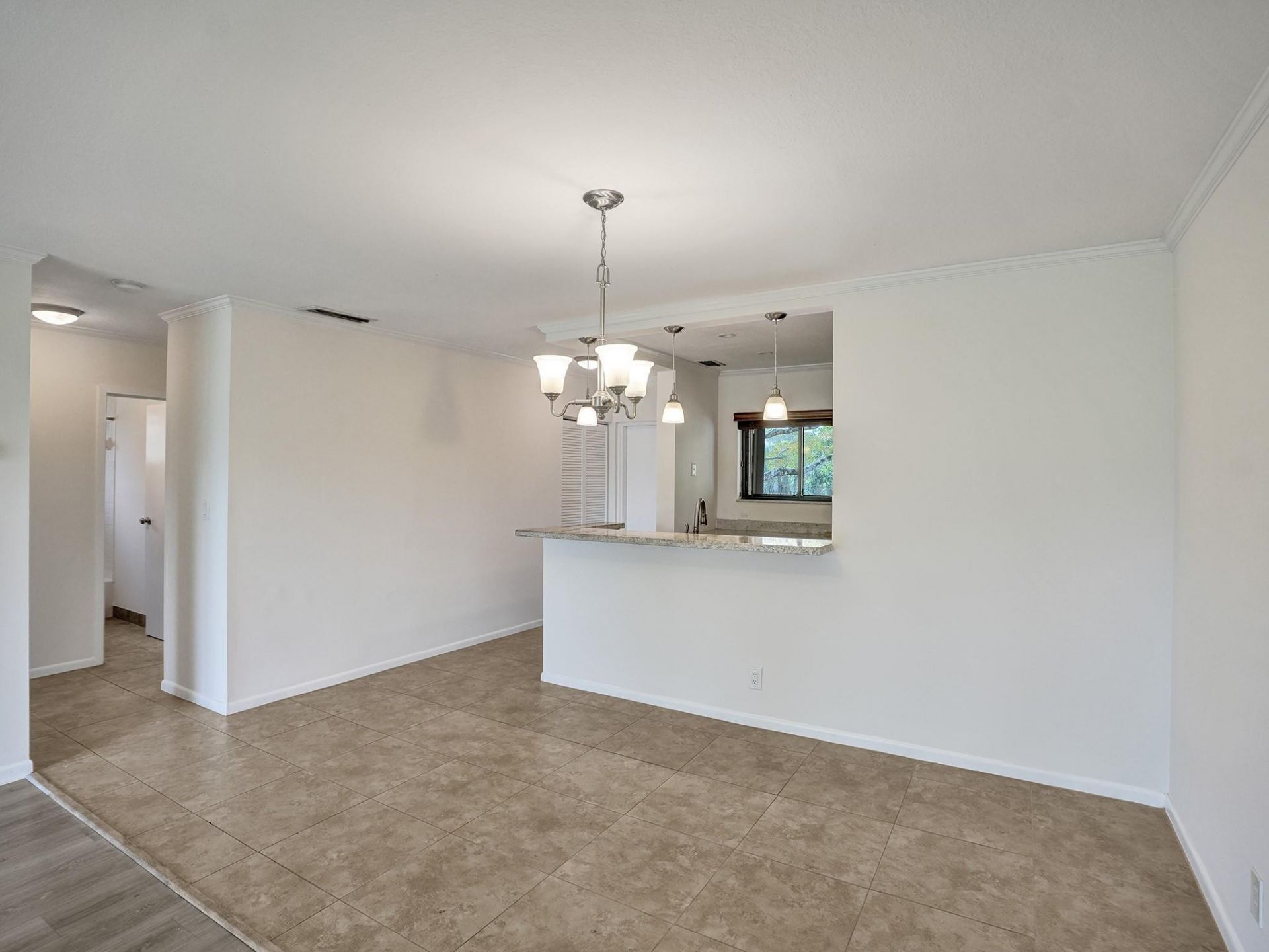 930 SW 9th Street Circle, Unit 206, Boca Raton, FL 33486 Photo