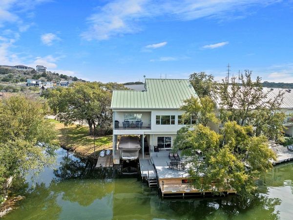 5900 W Fm 2147 , Unit 106, Horseshoe Bay, TX 78657