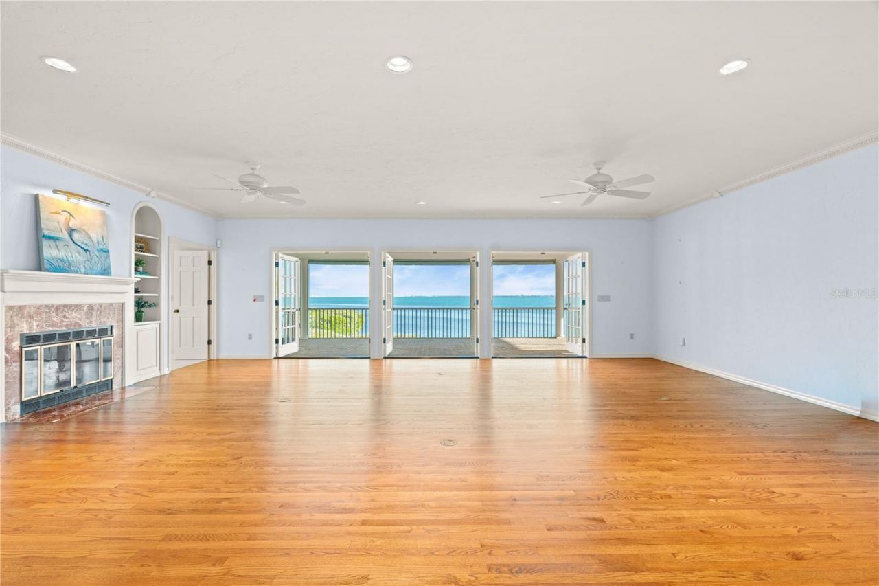 41 Tidy Island Boulevard, Bradenton, FL 34210 Photo