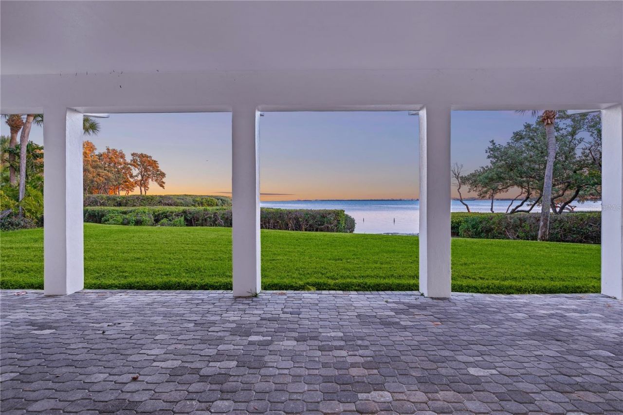 41 Tidy Island Boulevard, Bradenton, FL 34210 Photo