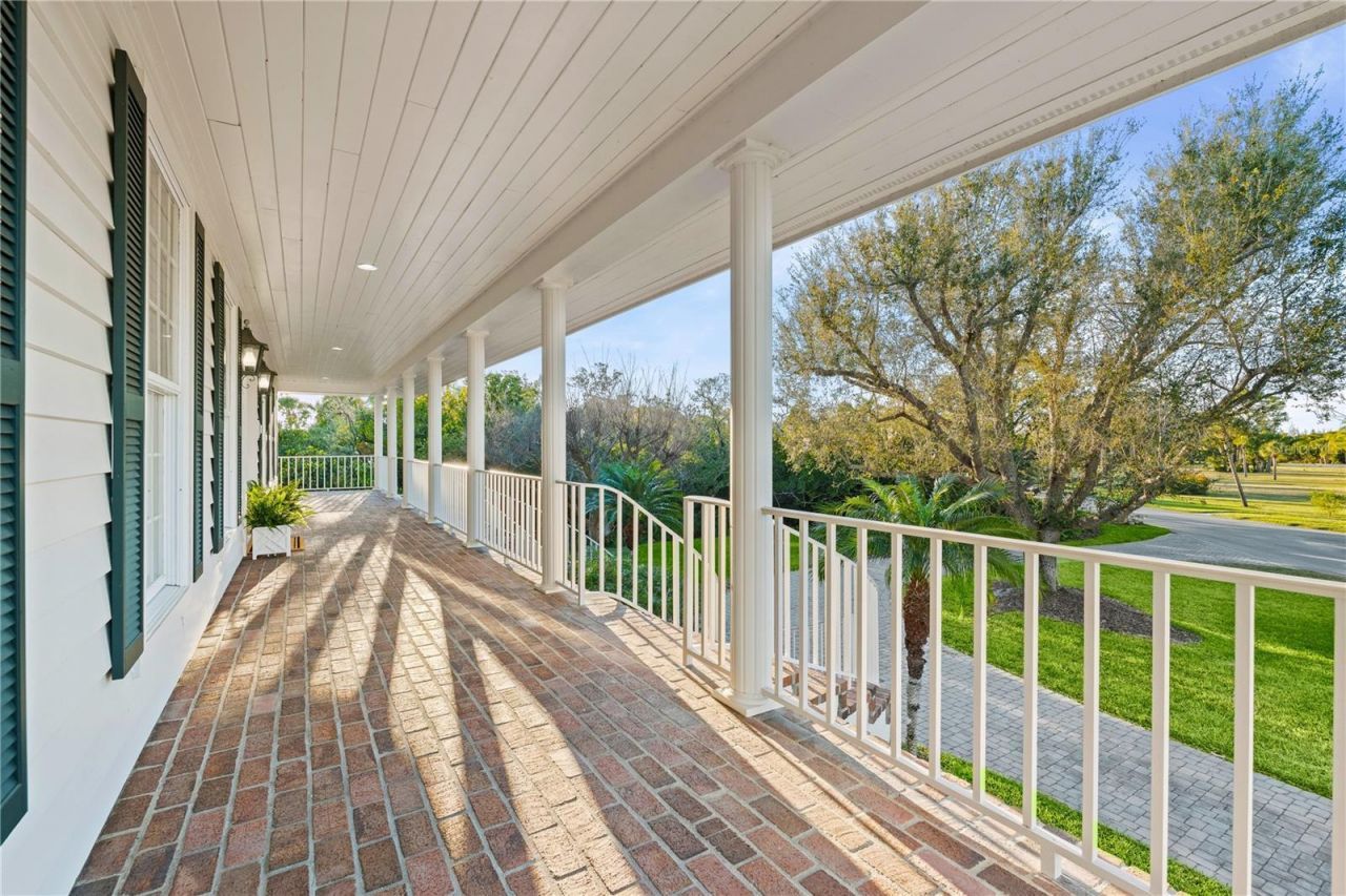 41 Tidy Island Boulevard, Bradenton, FL 34210 Photo