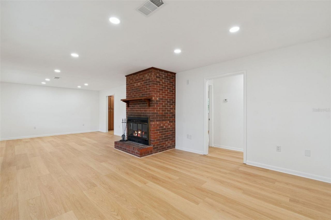 7011 SW 170 Street, Archer, FL 32618 Photo