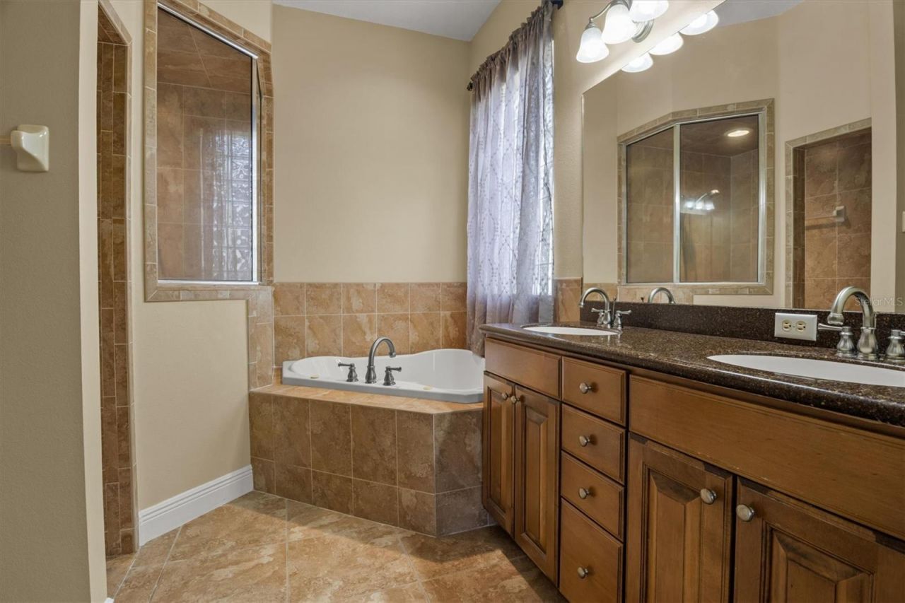 1068 Stoney Creek Drive , Lakeland, FL 33811 Photo