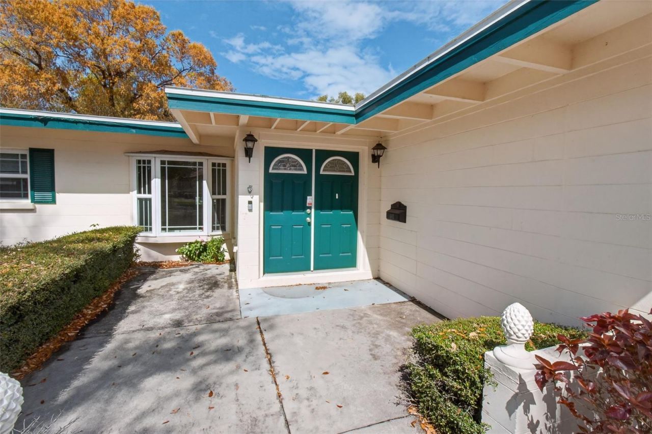 440 Lido Way Ne, Saint Petersburg, FL 33704 Photo