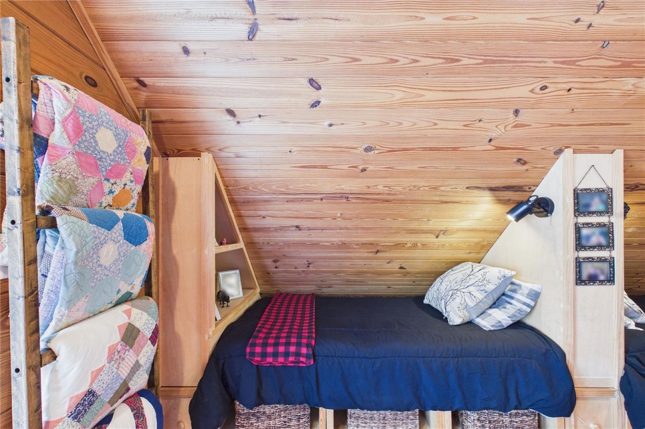 21038 Reindeer Road , Christmas, FL 32709 Photo