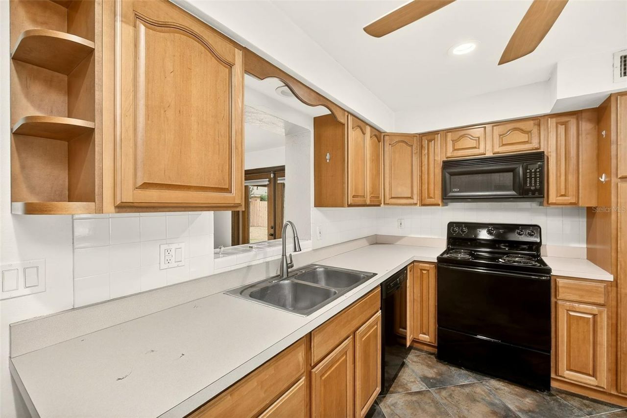 1465 Bayview Drive , Clearwater, FL 33756 Photo