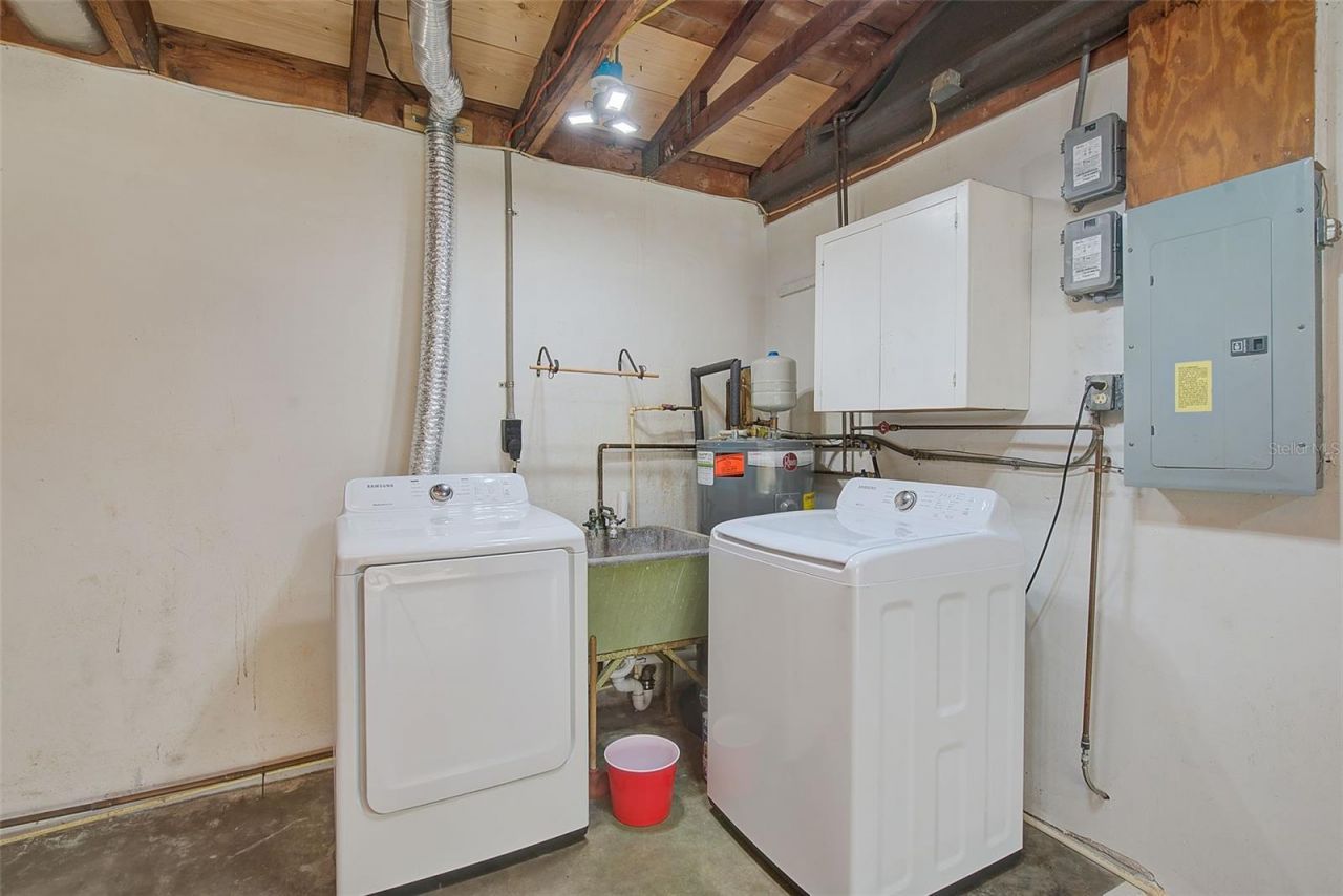 1465 Bayview Drive , Clearwater, FL 33756 Photo