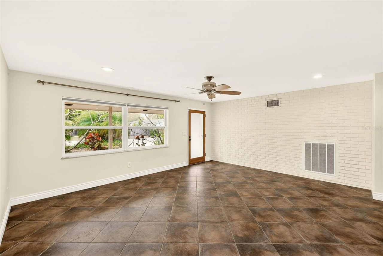 1465 Bayview Drive , Clearwater, FL 33756 Photo