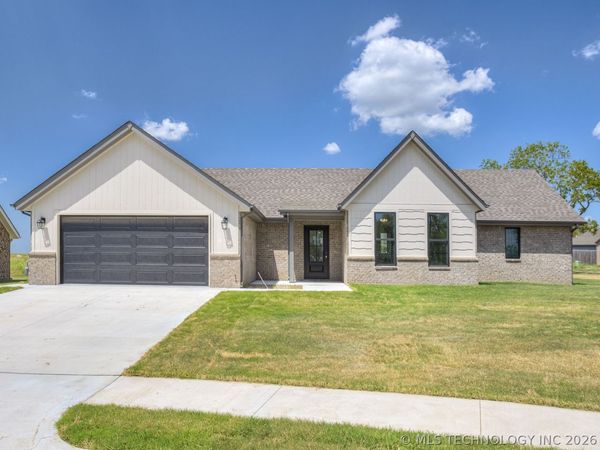 5916 Coldspring Lane , Bartlesville, OK 74006