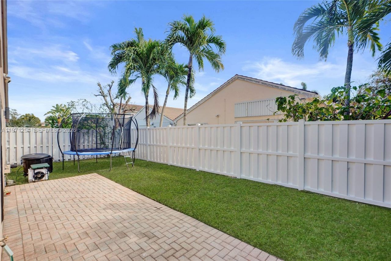4928 SW 33rd Way, Hollywood, FL 33312 Photo