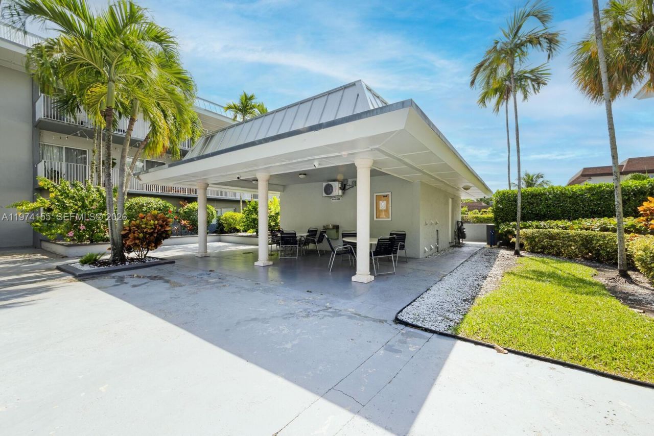 7401 SW 82nd St , Unit 109s, Miami, FL 33143 Photo