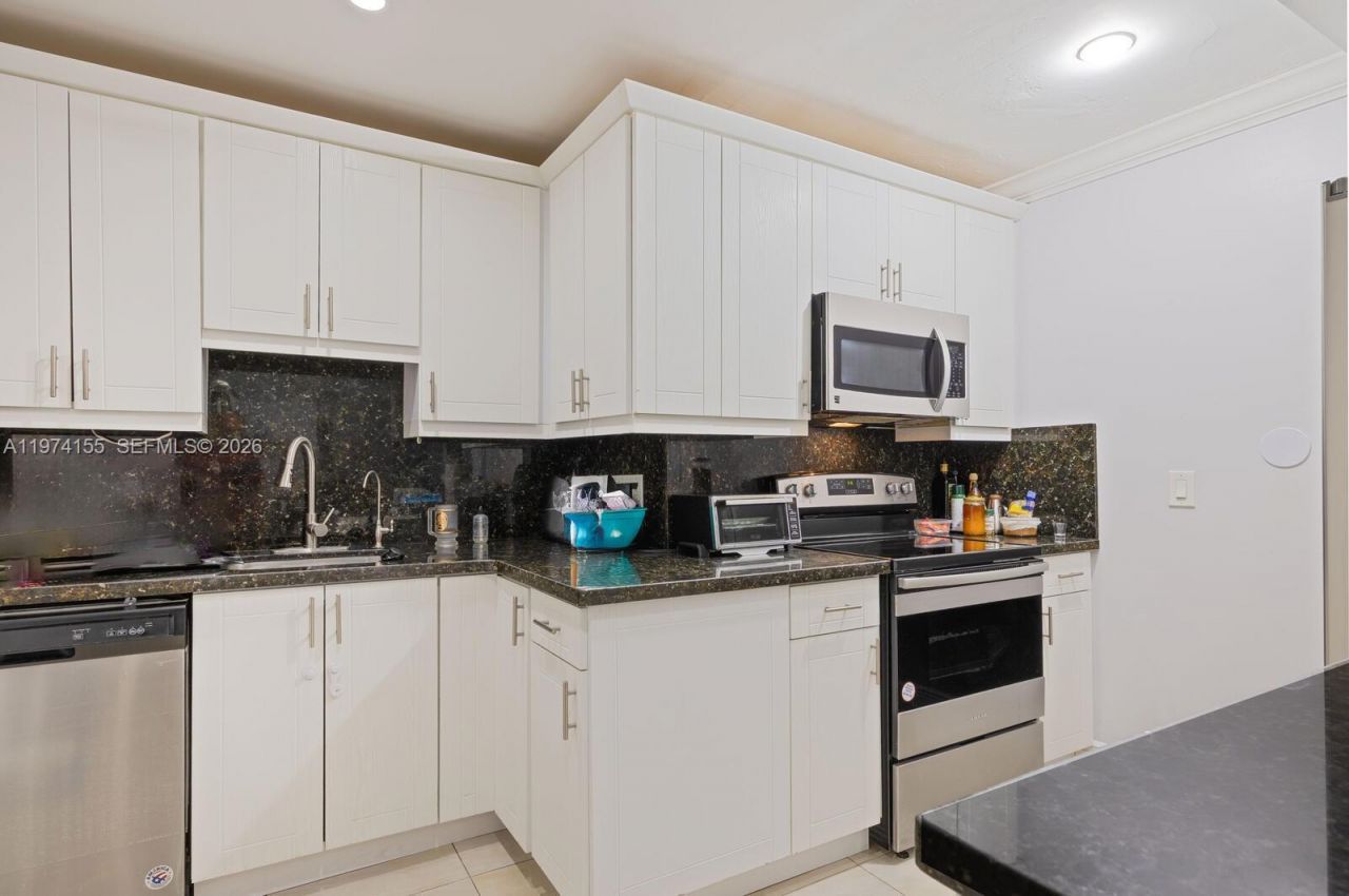 7401 SW 82nd St , Unit 109s, Miami, FL 33143 Photo