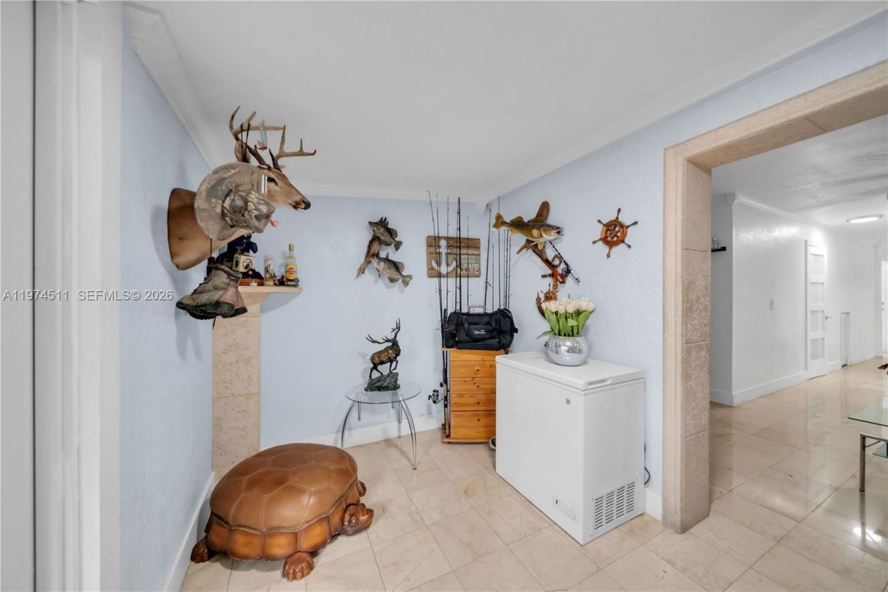 1540 W 42nd Pl, Unit C, Hialeah, FL 33012 Photo