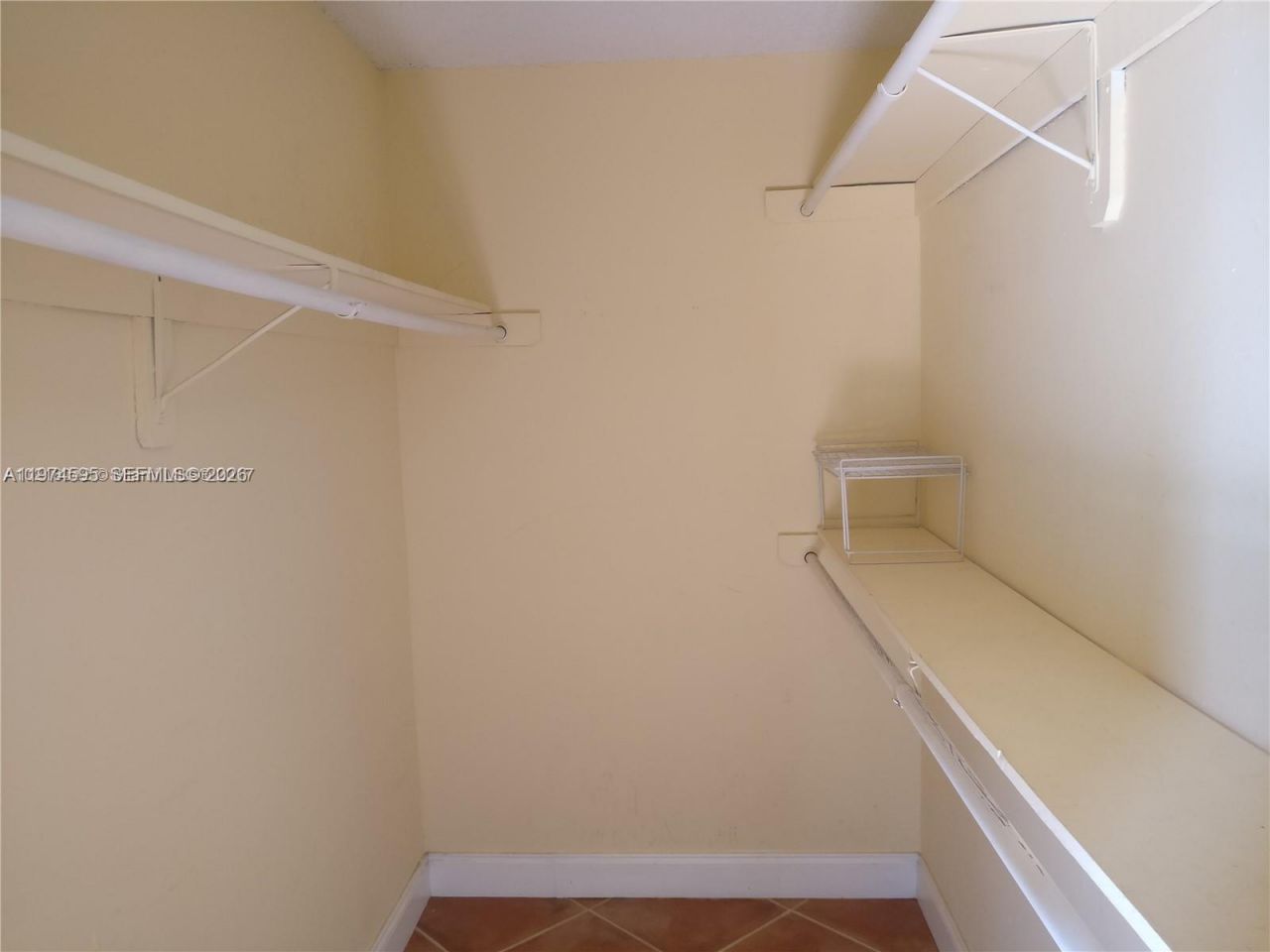 1801 S Treasure Dr, Unit 502, North Bay Village, FL 33141 Photo