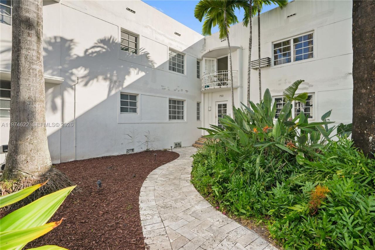750 Espanola Way, Unit 6, Miami Beach, FL 33139 Photo