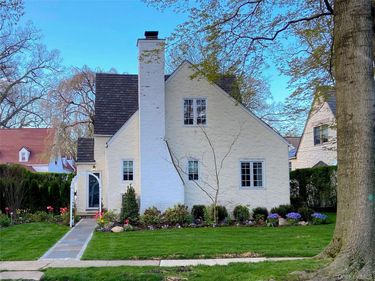 1114 Washington Avenue , Pelham, NY 10803