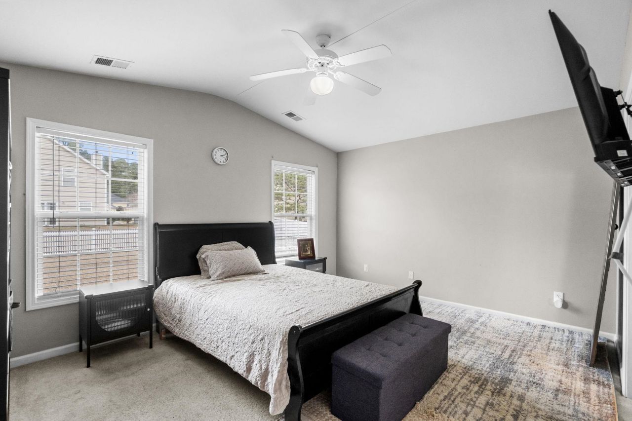 325 Vesta Dr.  Photo 18