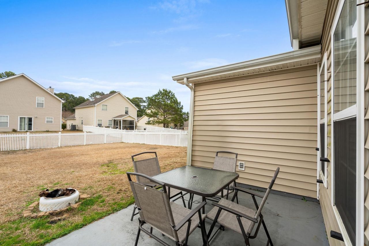 325 Vesta Dr.  Photo 29