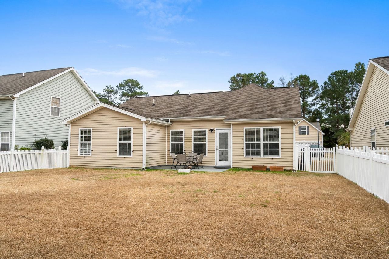 325 Vesta Dr.  Photo 32