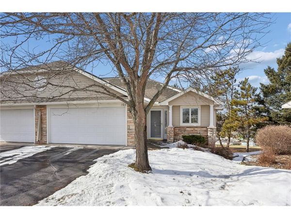 1102 Highpoint Court, New Richmond, WI 54017