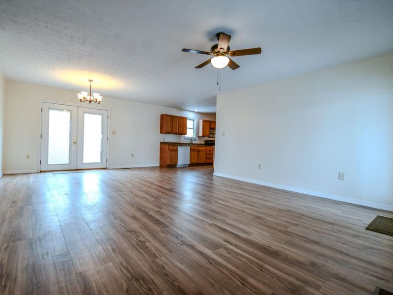 1368 Beach Drive, Medway, OH 45341 Photo 10