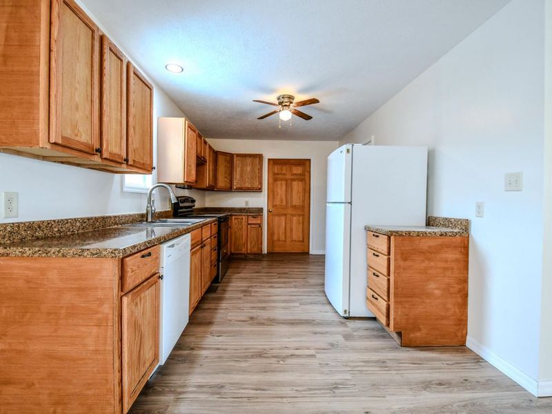 1368 Beach Drive, Medway, OH 45341 Photo 12