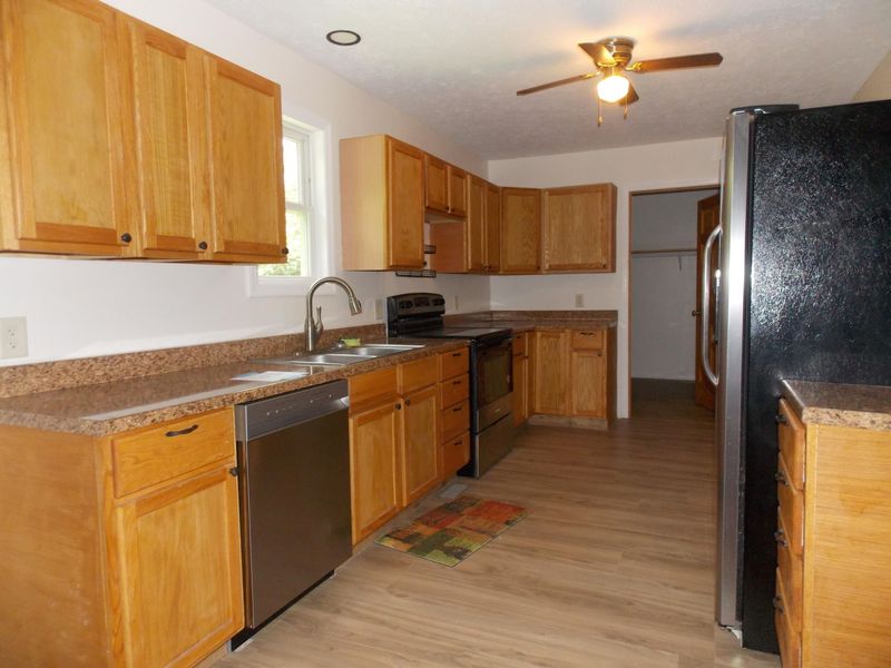 1368 Beach Drive, Medway, OH 45341 Photo 12