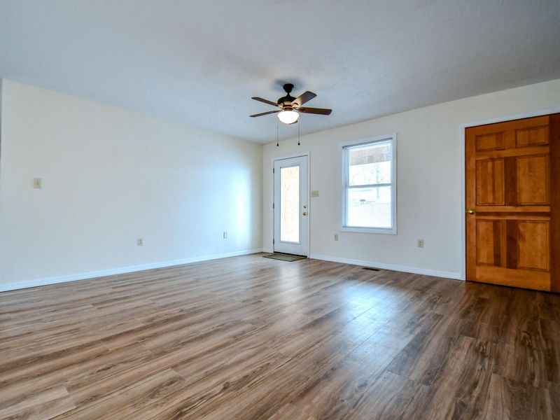 1368 Beach Drive, Medway, OH 45341 Photo 5