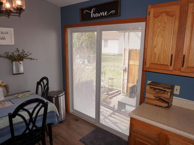 917 Sunrise Drive, Wapakoneta, OH 45895 Photo 12