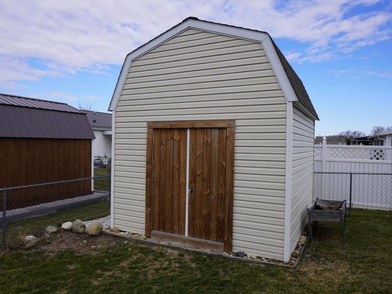 917 Sunrise Drive, Wapakoneta, OH 45895 Photo 35