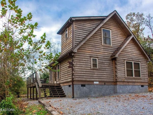 820 Crest View Drive, Gatlinburg, TN 37738