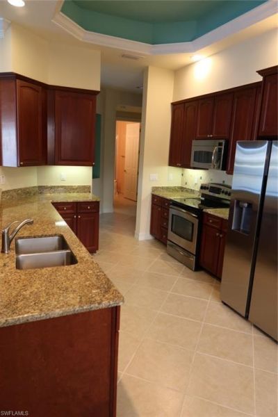7168 Lemuria Cir, Unit 1701, Naples, FL 34109 Photo