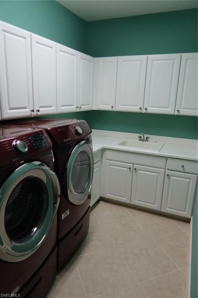 7168 Lemuria Cir, Unit 1701, Naples, FL 34109 Photo