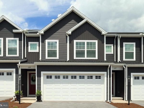 139 JACK PINE WAY, PORT MATILDA, PA 16870