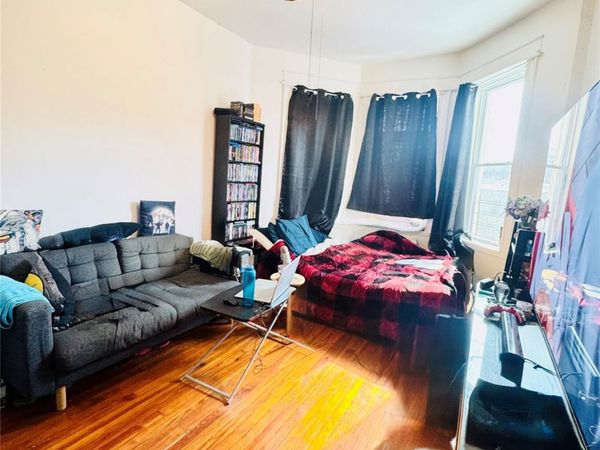 94-32 86th Road, Woodhaven, NY 11421