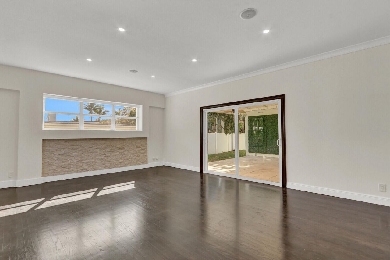 222 30th Street, West Palm Beach, FL 33407 Photo