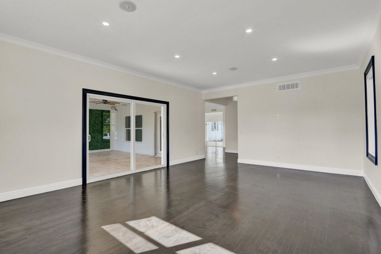 222 30th Street, West Palm Beach, FL 33407 Photo