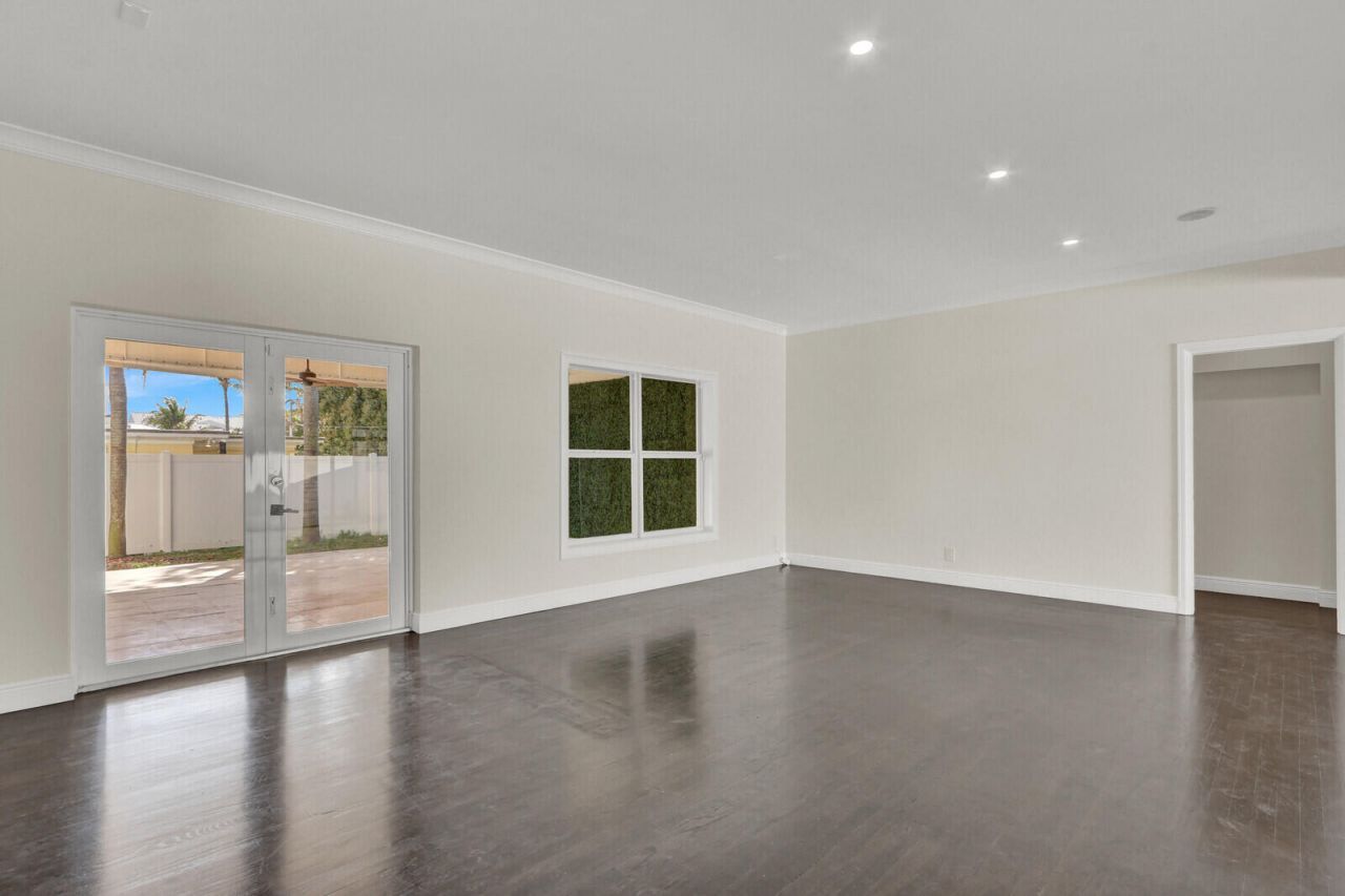 222 30th Street, West Palm Beach, FL 33407 Photo