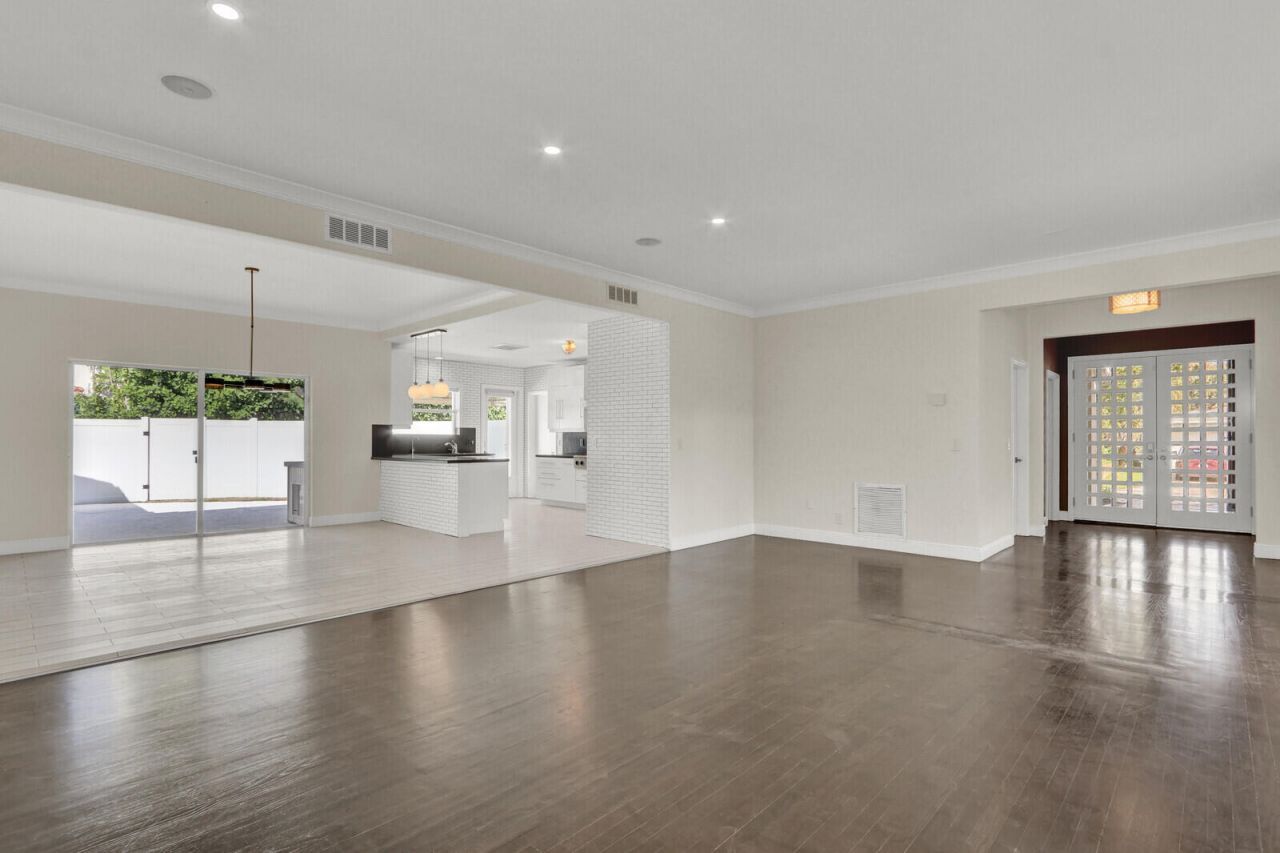 222 30th Street, West Palm Beach, FL 33407 Photo