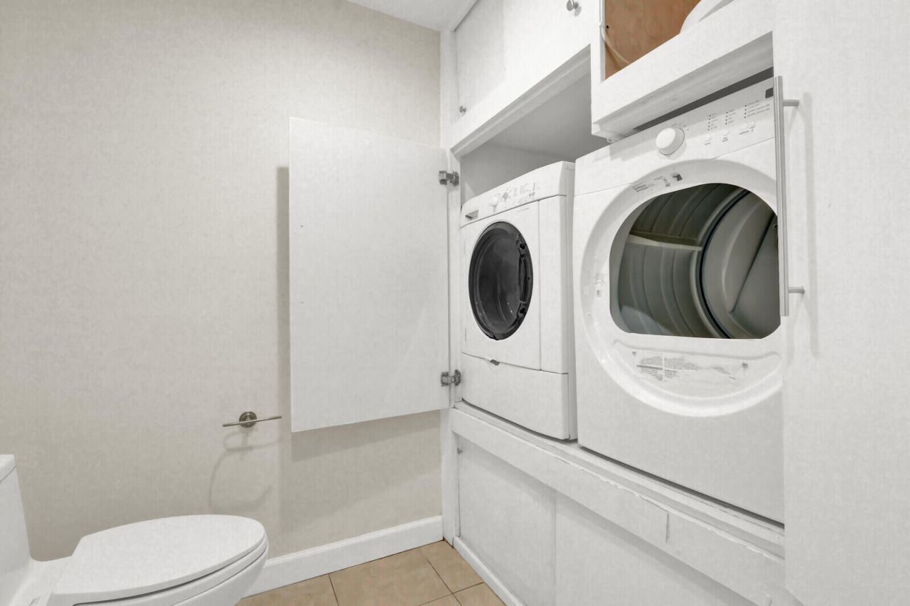 222 30th Street, West Palm Beach, FL 33407 Photo