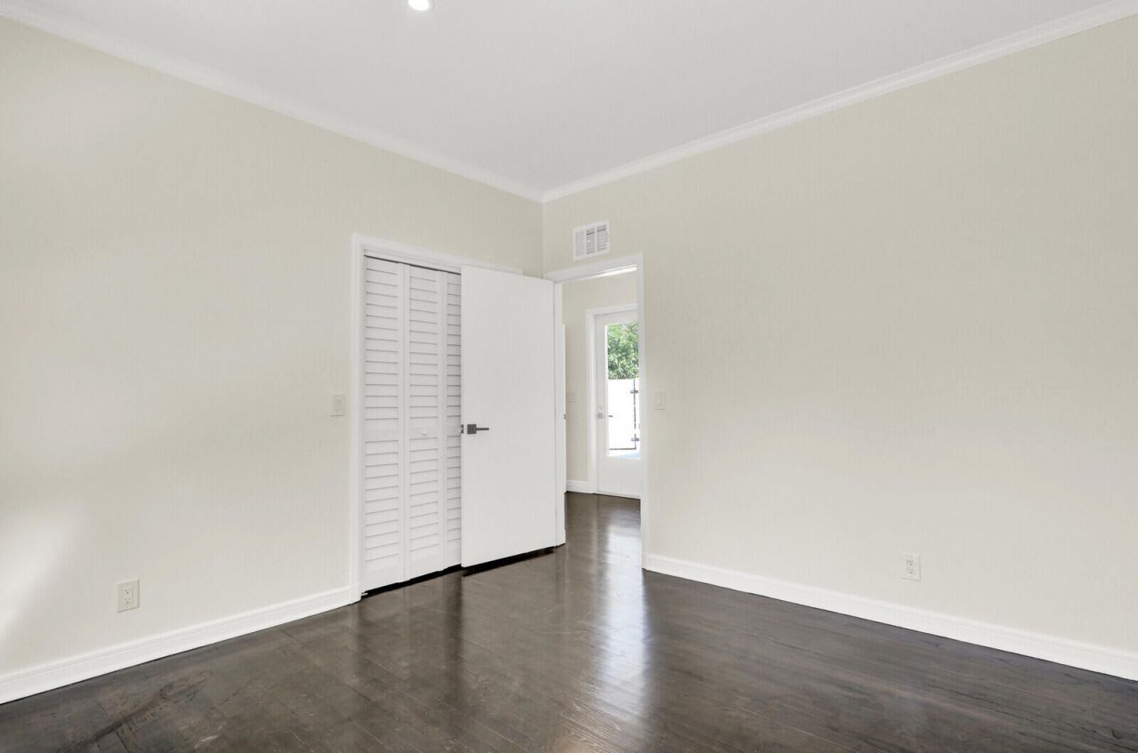 222 30th Street, West Palm Beach, FL 33407 Photo