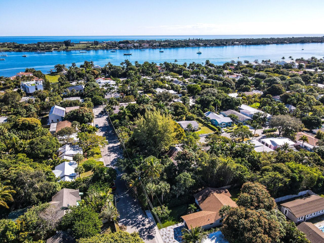 222 30th Street, West Palm Beach, FL 33407 Photo