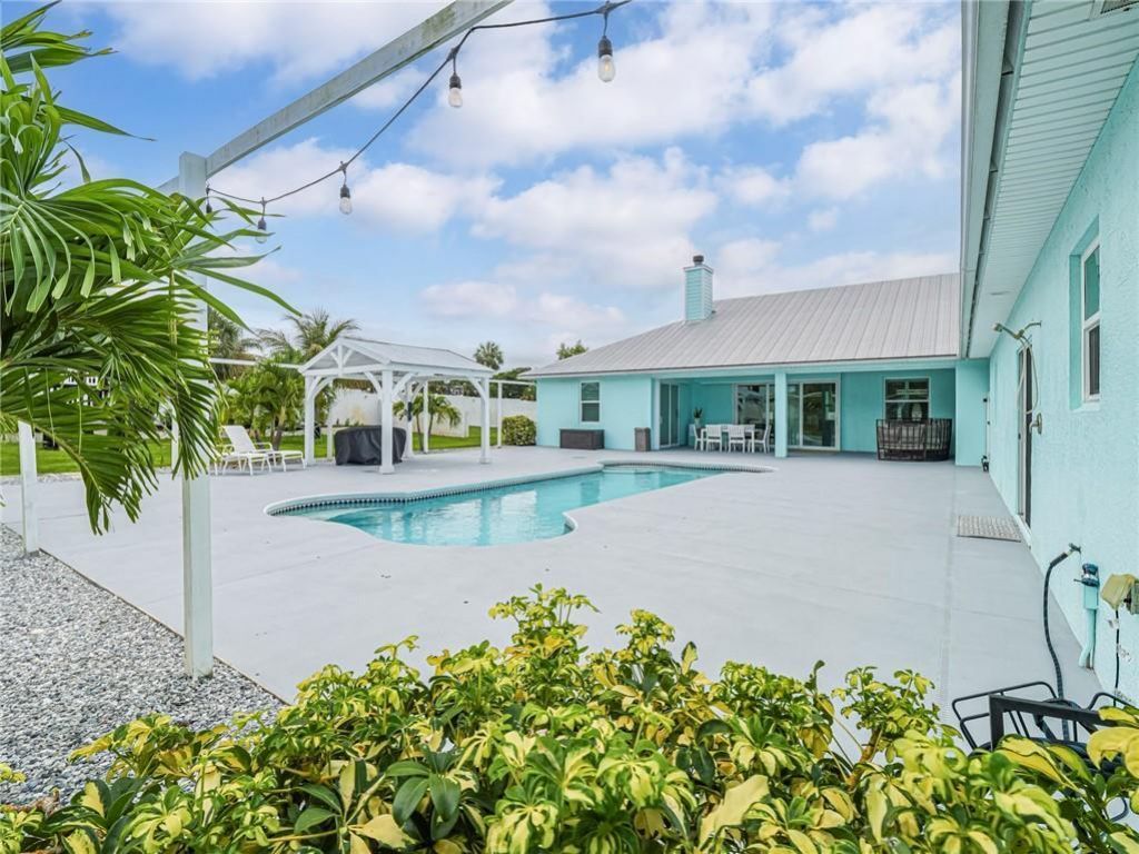 406 9th Court, Vero Beach, FL 32962 Photo